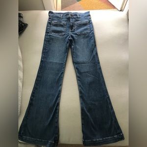 American Eagle stretch flare medium wash jeans New with tags